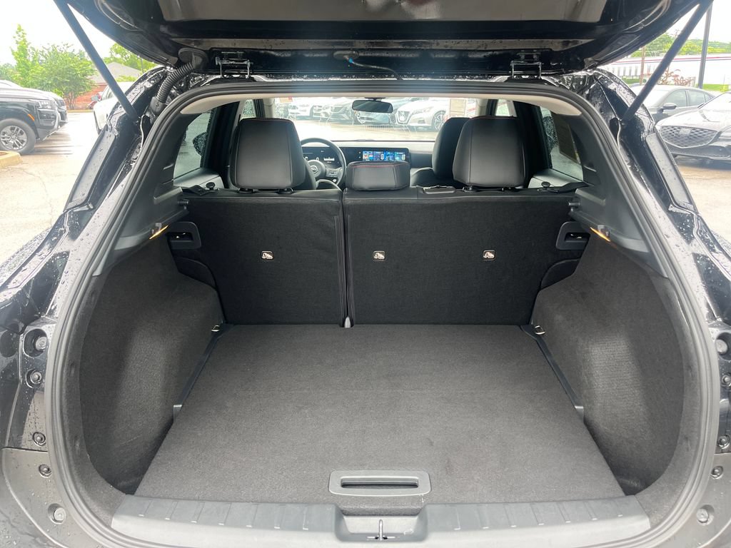 Certified 2026 Nissan Kicks SR FWD image 20
