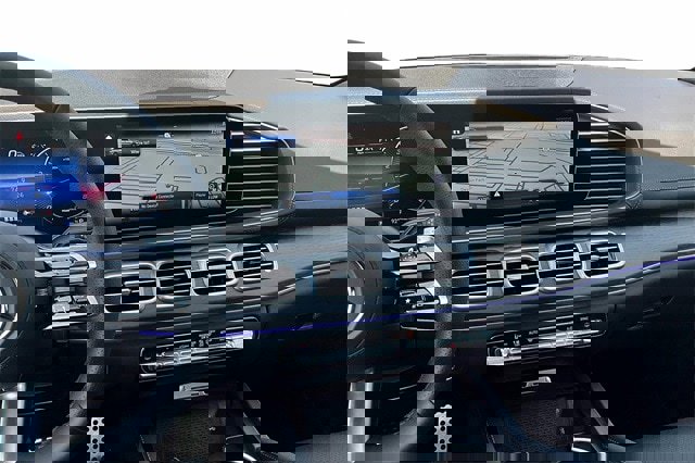 New 2025 Mercedes-Benz GLS 450 4MATIC image 10