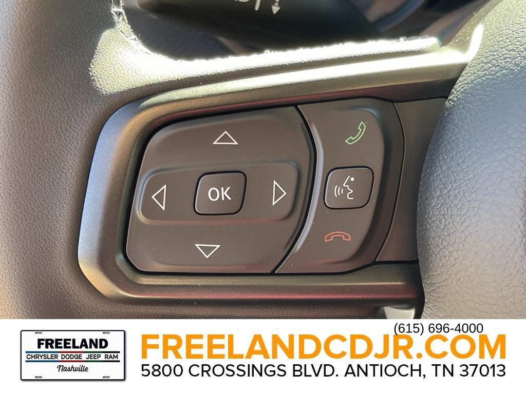 New 2025 Jeep Gladiator Rubicon w/ Convenience Group AWD/4WD image 23