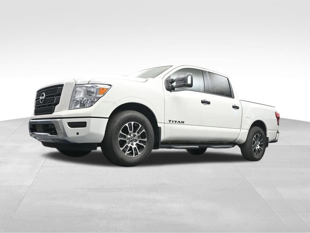 Used 2024 Nissan Titan SV w/ SV Convenience Package image 28
