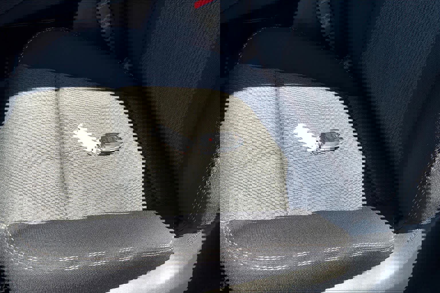 Used 2024 Nissan Rogue SV image 14