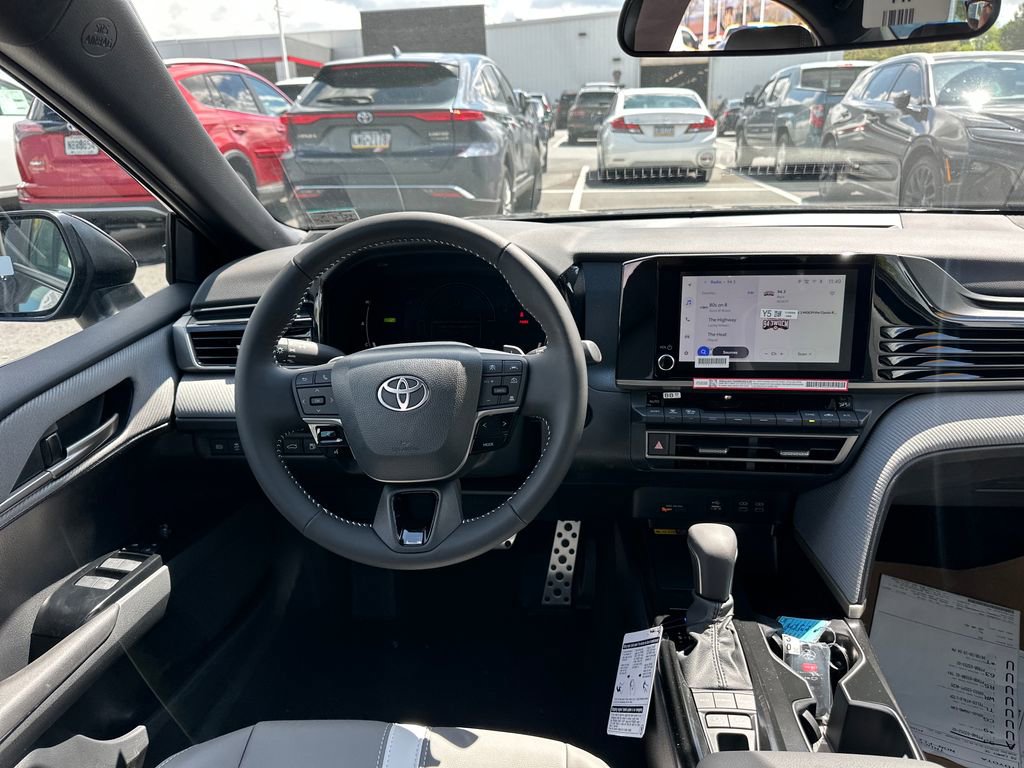 Used 2026 Toyota Camry SE FWD image 17
