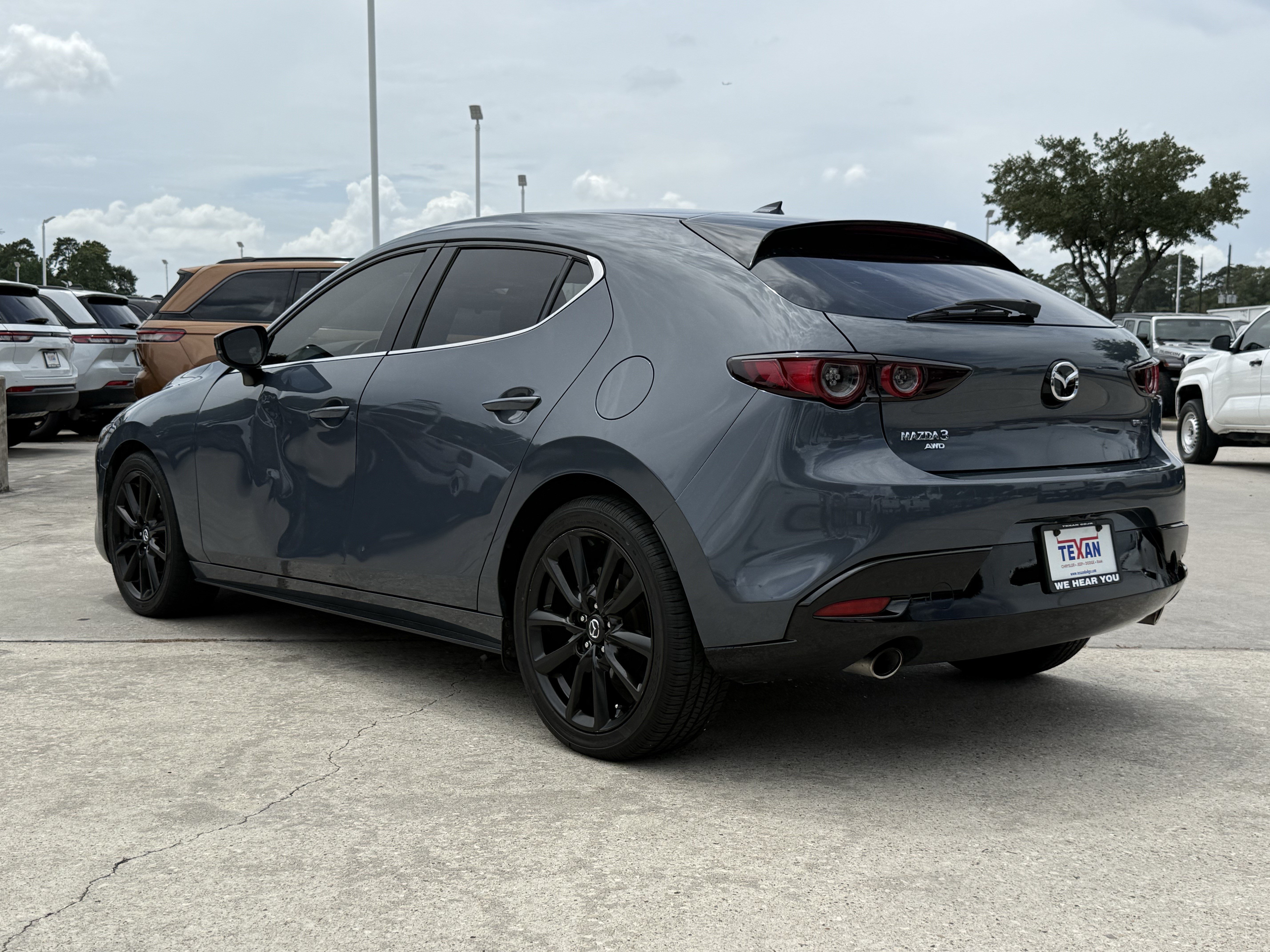 Used 2020 MAZDA MAZDA3 AWD Hatchback w/ Premium Pkg image 7