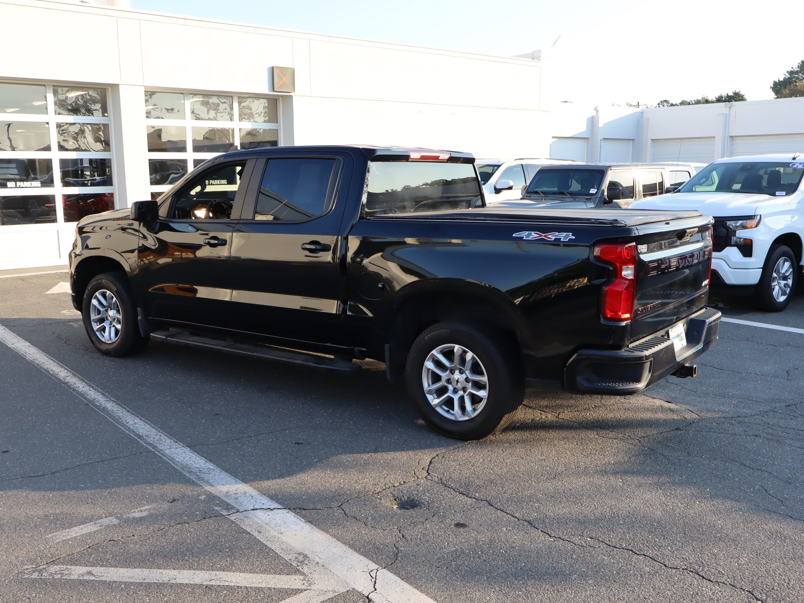 Used 2022 Chevrolet Silverado 1500 RST AWD/4WD image 8