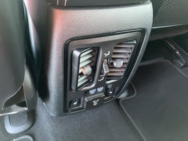 Used 2024 Dodge Durango SRT image 25