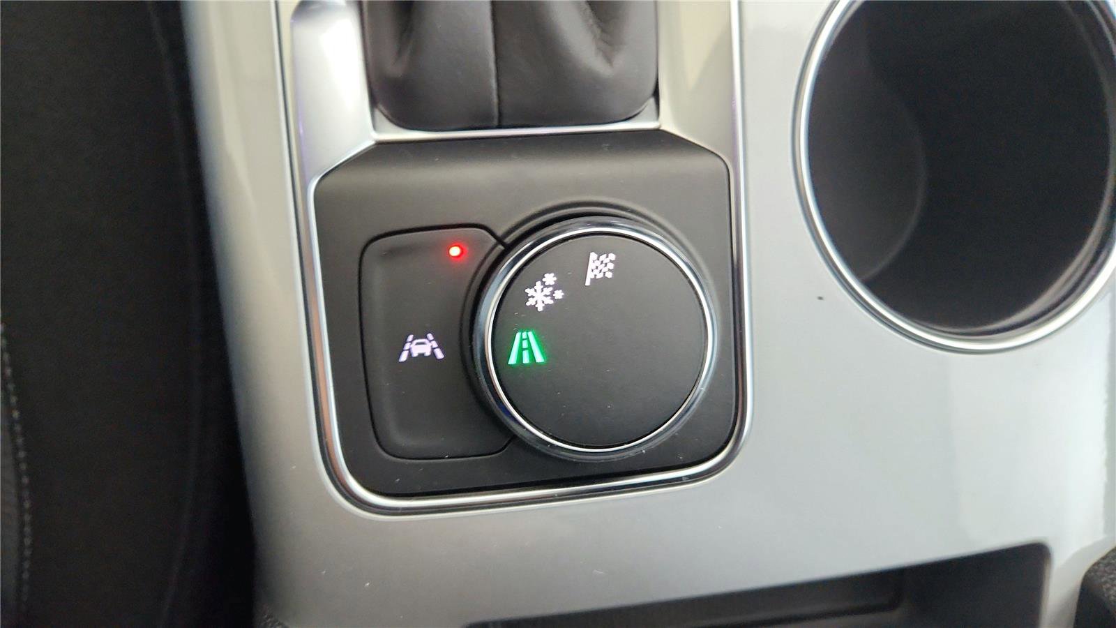 Used 2025 Chevrolet Blazer LT image 36