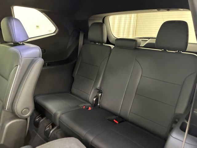 Used 2025 Buick Enclave Preferred w/ Super Cruise Package image 18