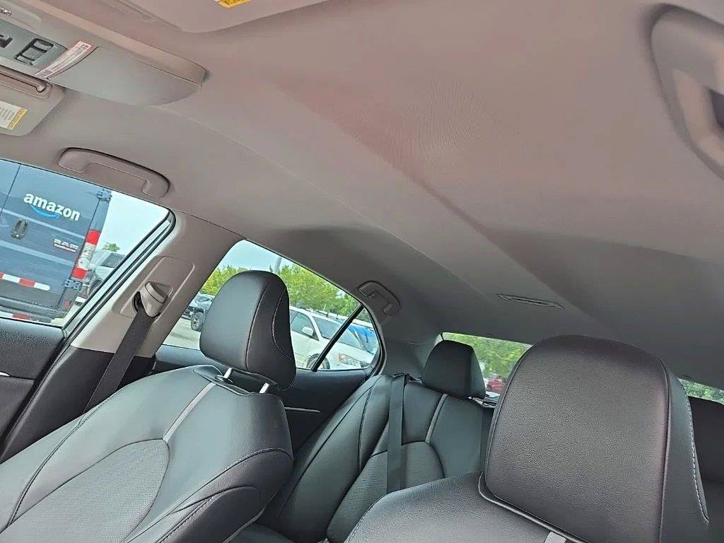 Used 2023 Toyota Camry XSE FWD image 16