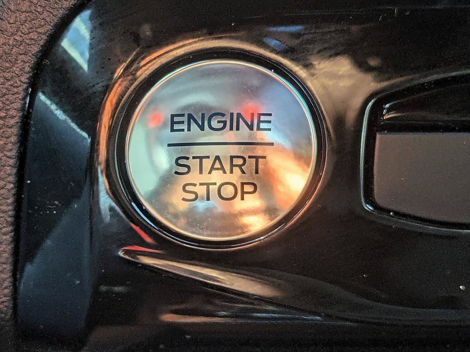 Used 2024 Ford Escape ST-Line w/ Tech Pack #1 FWD image 24