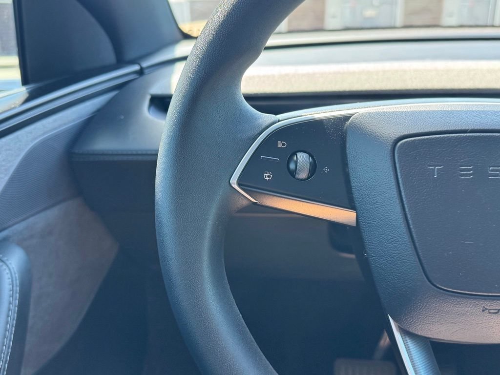 Used 2026 Tesla Model Y Long Range AWD/4WD image 23