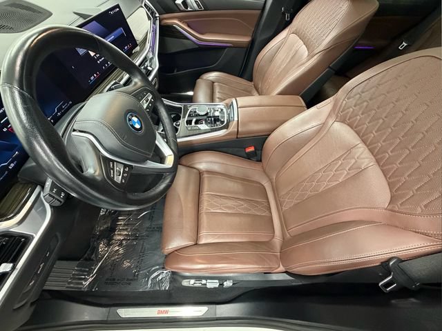 Used 2025 BMW X5 xDrive50e AWD/4WD image 14