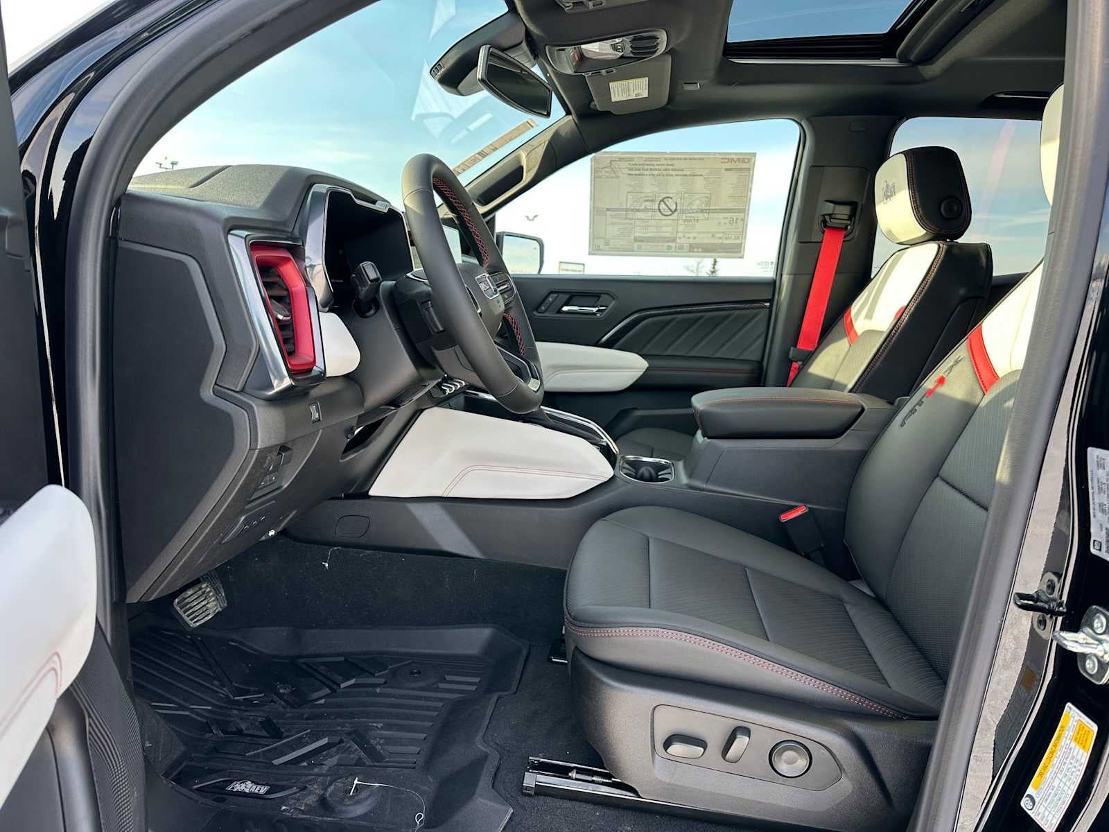 New 2026 GMC Canyon AT4X w/ AT4X AEV Edition AWD/4WD image 22