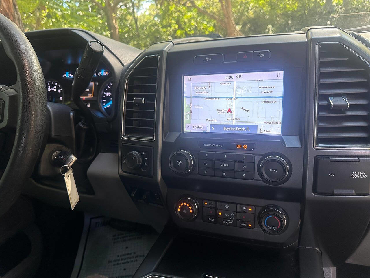 Used 2021 Ford F250 XLT w/ XLT Premium Package image 27