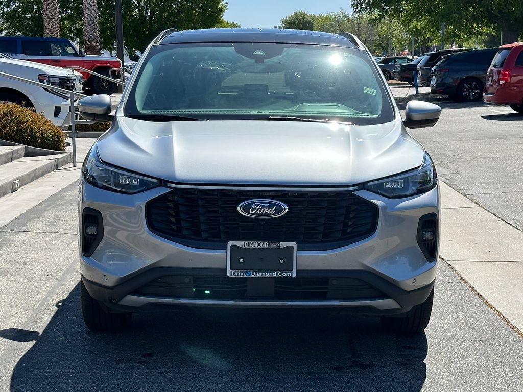 Used 2024 Ford Escape SE w/ PHEV Premium Package FWD image 12