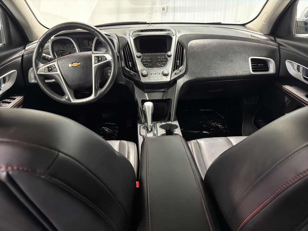 Used 2015 Chevrolet Equinox LTZ image 3