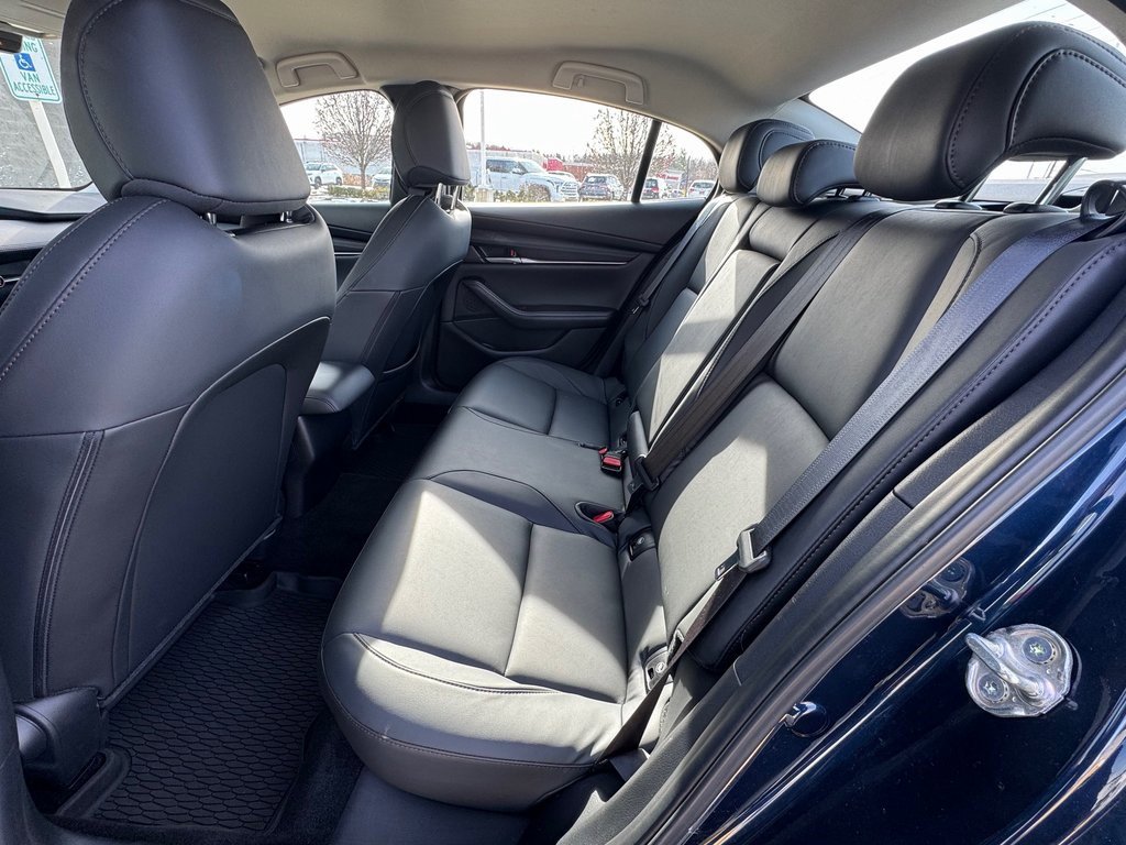Used 2025 MAZDA MAZDA3 s image 21