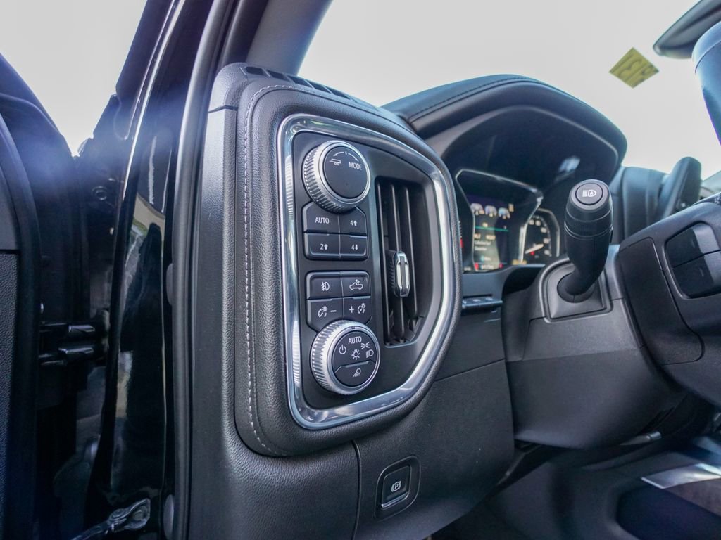 Used 2020 GMC Sierra 3500 Denali w/ Denali Ultimate Package image 21