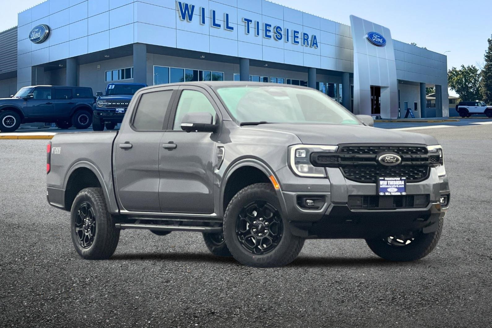 New 2025 Ford Ranger Lariat w/ FX4 Off-Road Package image 2