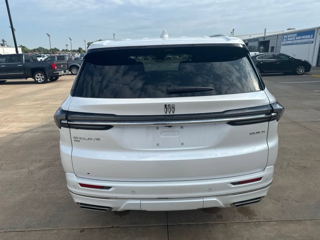 Used 2025 Buick Enclave Avenir AWD/4WD image 29