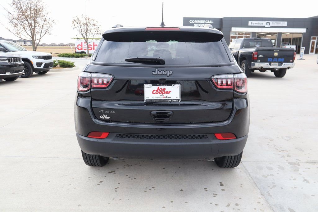 New 2026 Jeep Compass Latitude AWD/4WD image 21