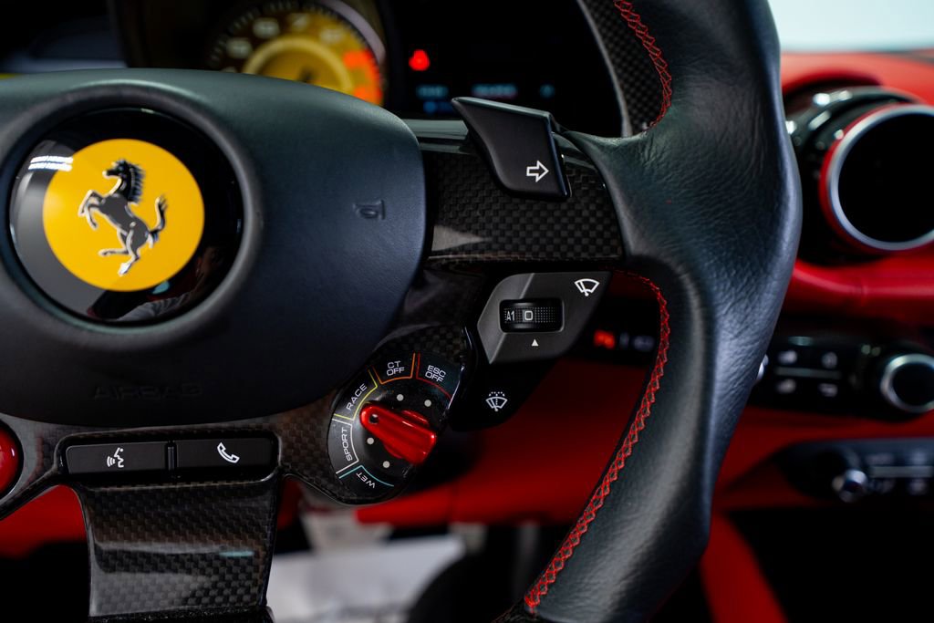 Used 2020 Ferrari 812 Superfast RWD image 53