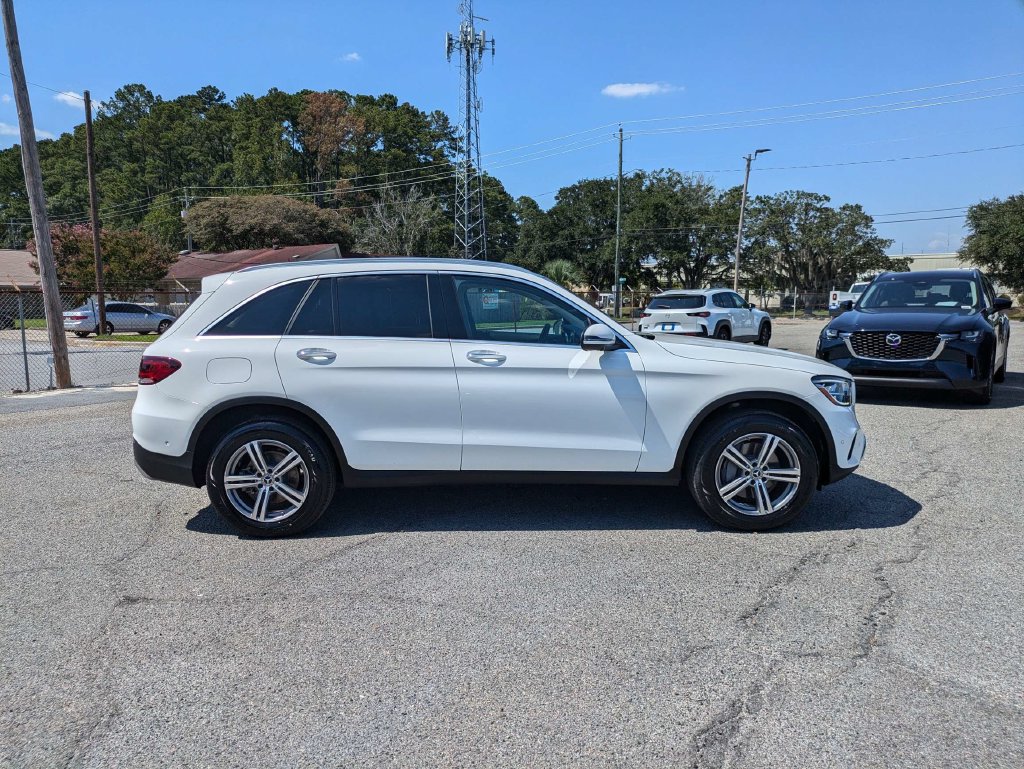 Used 2022 Mercedes-Benz GLC 300 image 3
