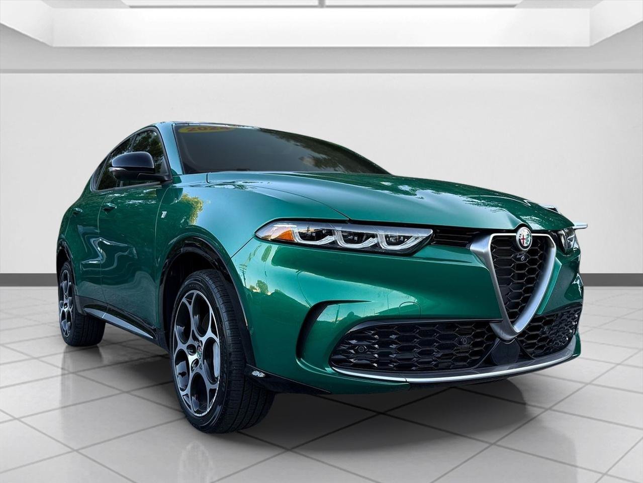 Used 2024 Alfa Romeo Tonale Ti w/ Active Assist Package AWD/4WD image 7