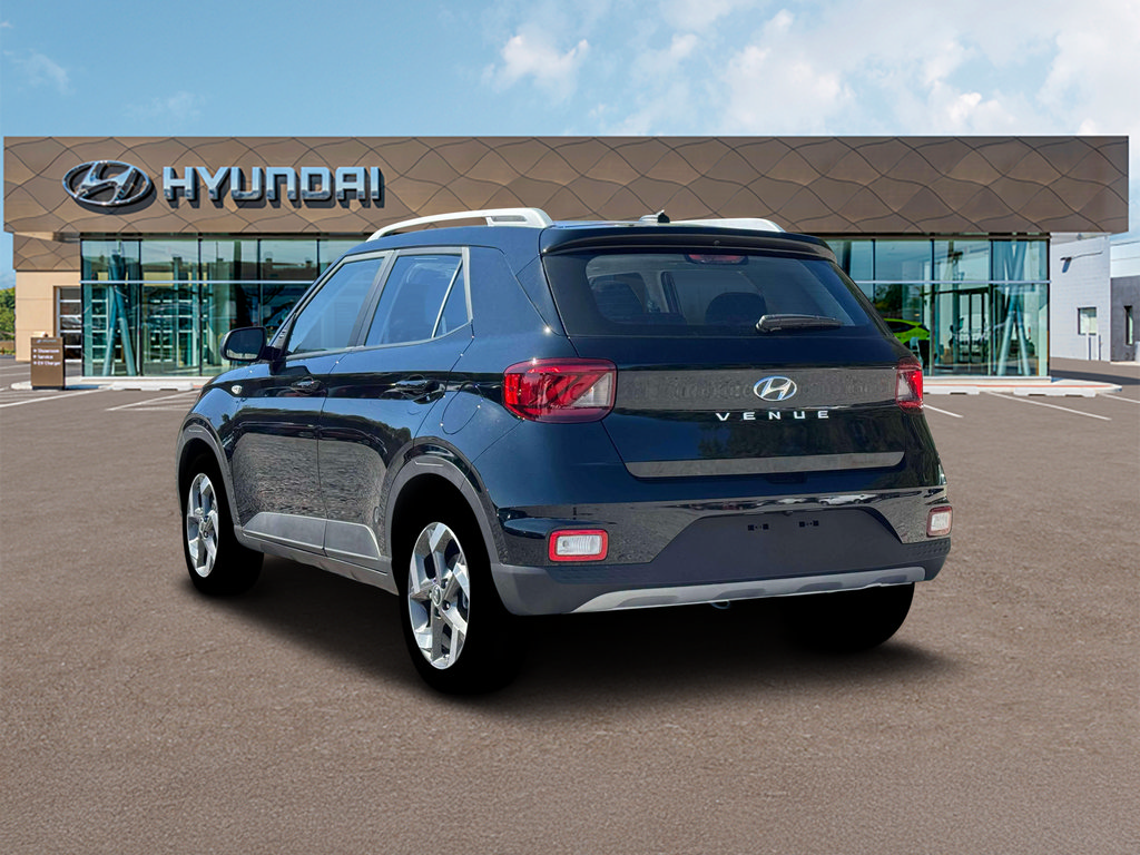 New 2026 Hyundai Venue SEL FWD image 5