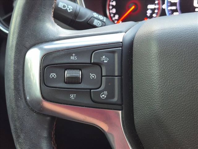 Used 2019 Chevrolet Blazer Premier w/ Sun and Wheels Package FWD image 4