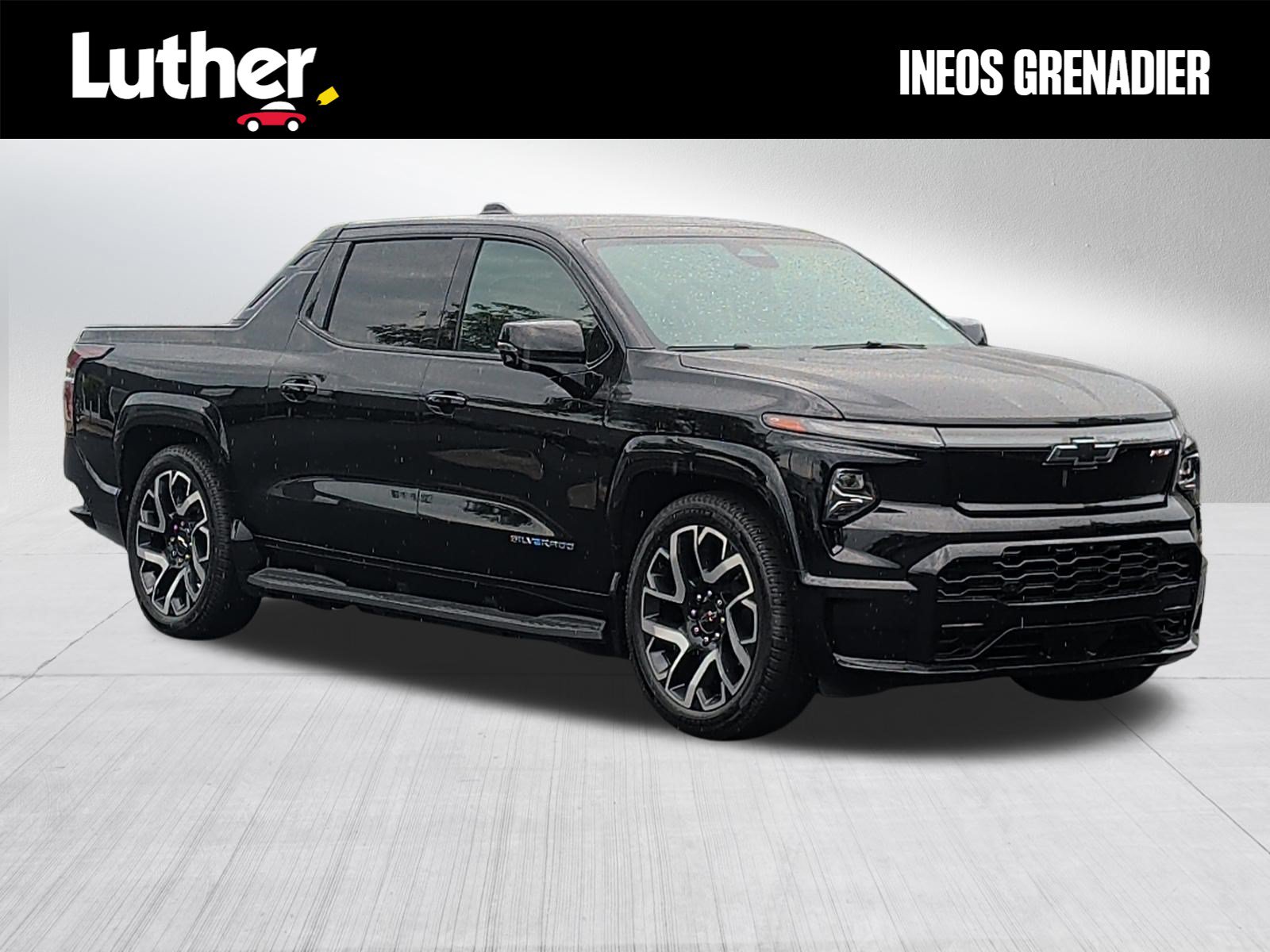 Used 2024 Chevrolet Silverado EV RST AWD/4WD image 1