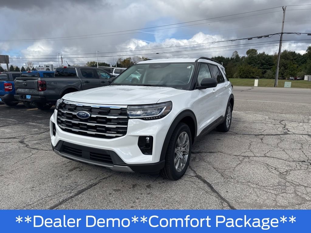 New 2026 Ford Explorer Active w/ Active Comfort Package image 6