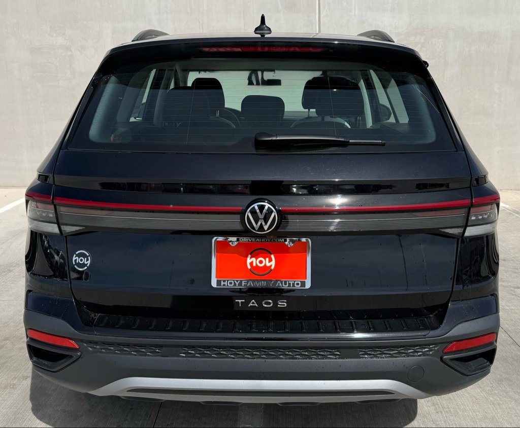 Used 2025 Volkswagen Taos S image 4