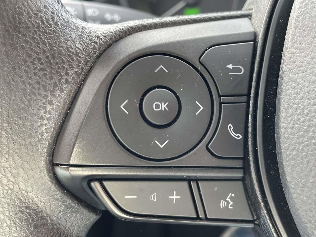 Used 2024 Toyota Corolla LE image 22