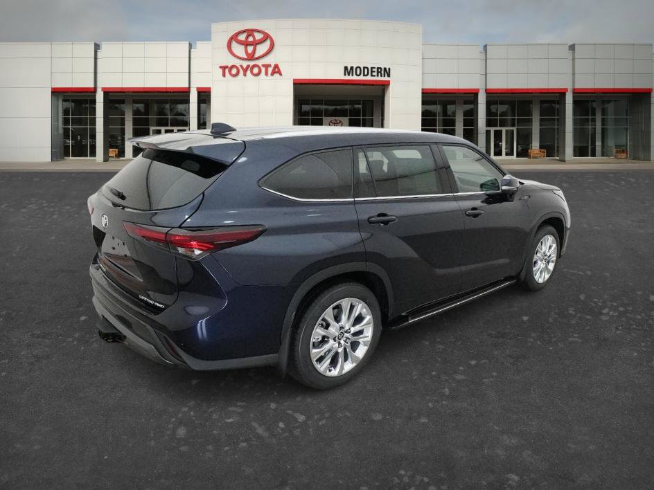 New 2026 Toyota Highlander Limited AWD/4WD image 18