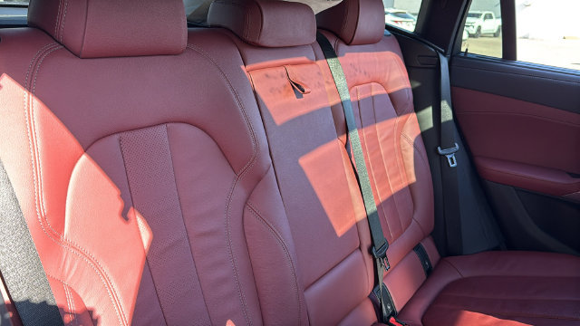 Used 2021 BMW X6 M50i w/ Executive Package AWD/4WD image 19