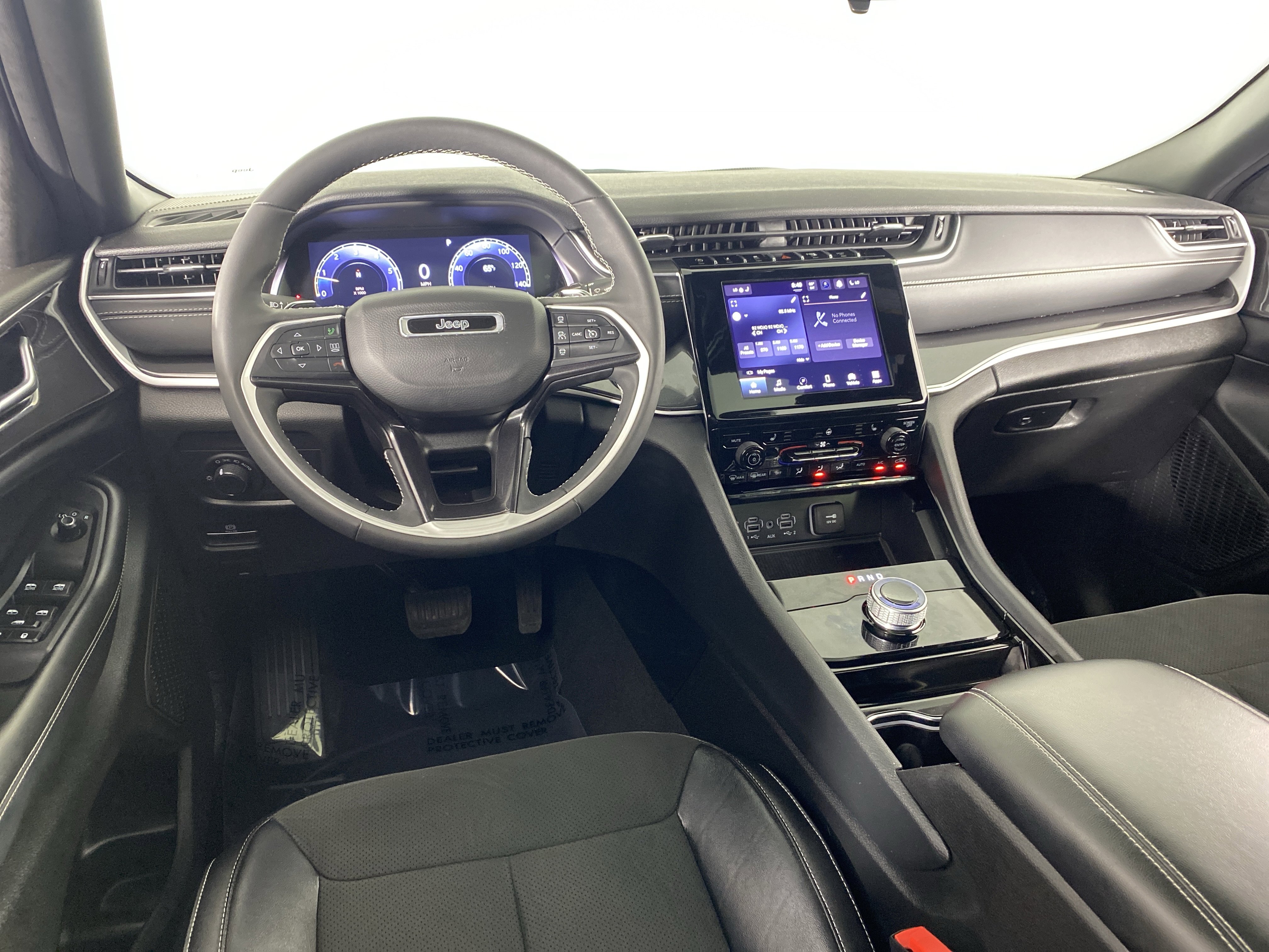 Used 2023 Jeep Grand Cherokee Altitude image 19