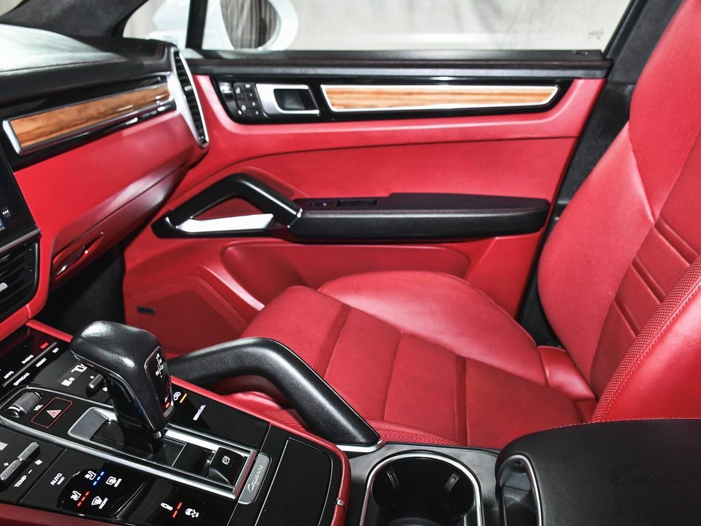 Used 2023 Porsche Cayenne Turbo S image 53