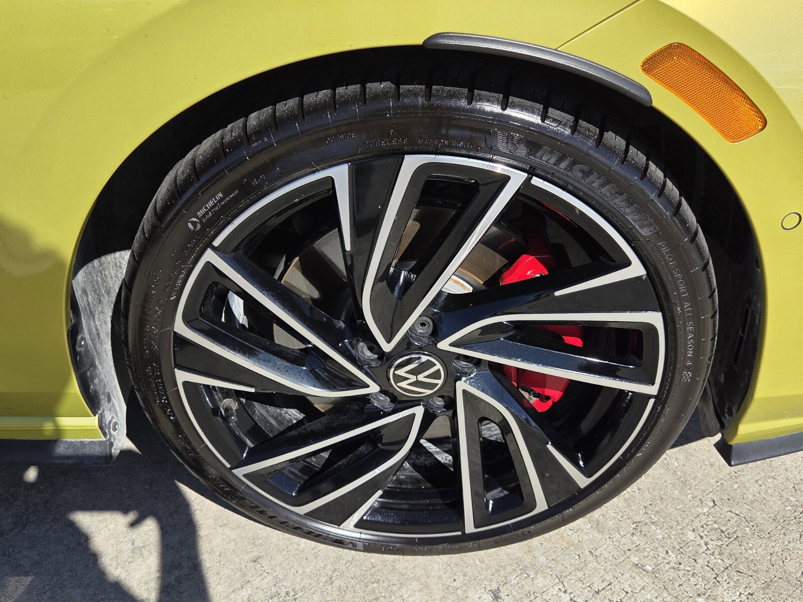 Used 2022 Volkswagen GTI Autobahn image 12