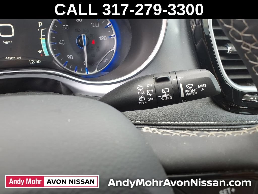 Used 2026 Chrysler Pacifica Limited w/ S Appearance Package FWD image 18