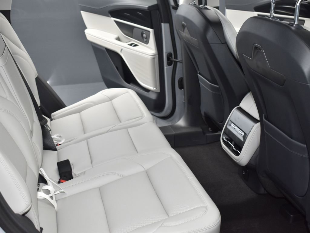 New 2026 Lincoln Nautilus Premier w/ Equipment Group 102A image 14