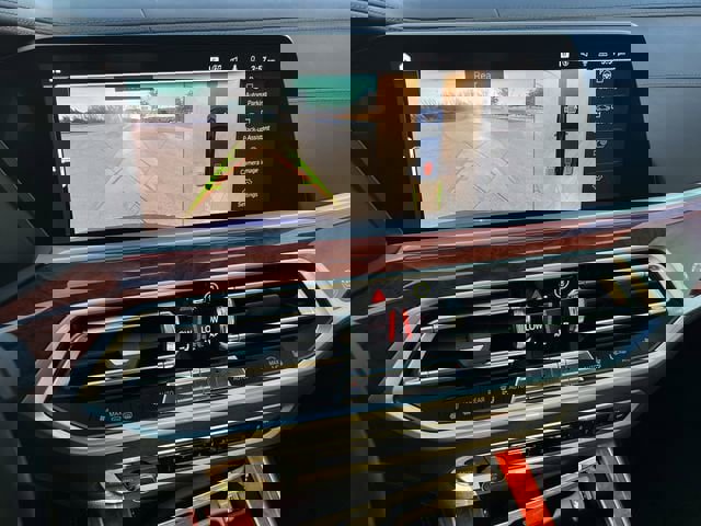 Used 2021 BMW ALPINA XB7 image 19