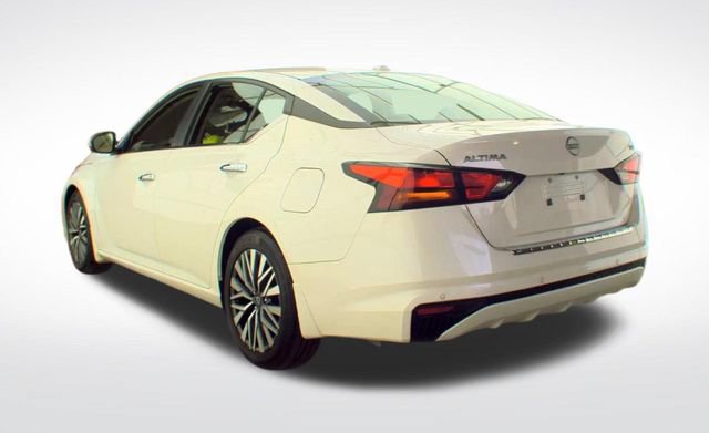 Used 2023 Nissan Altima 2.5 SV FWD image 10