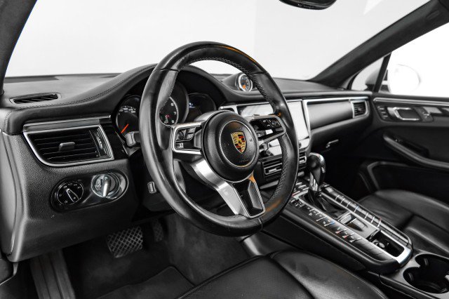 Used 2016 Porsche Macan Turbo w/ Premium Package Plus image 12