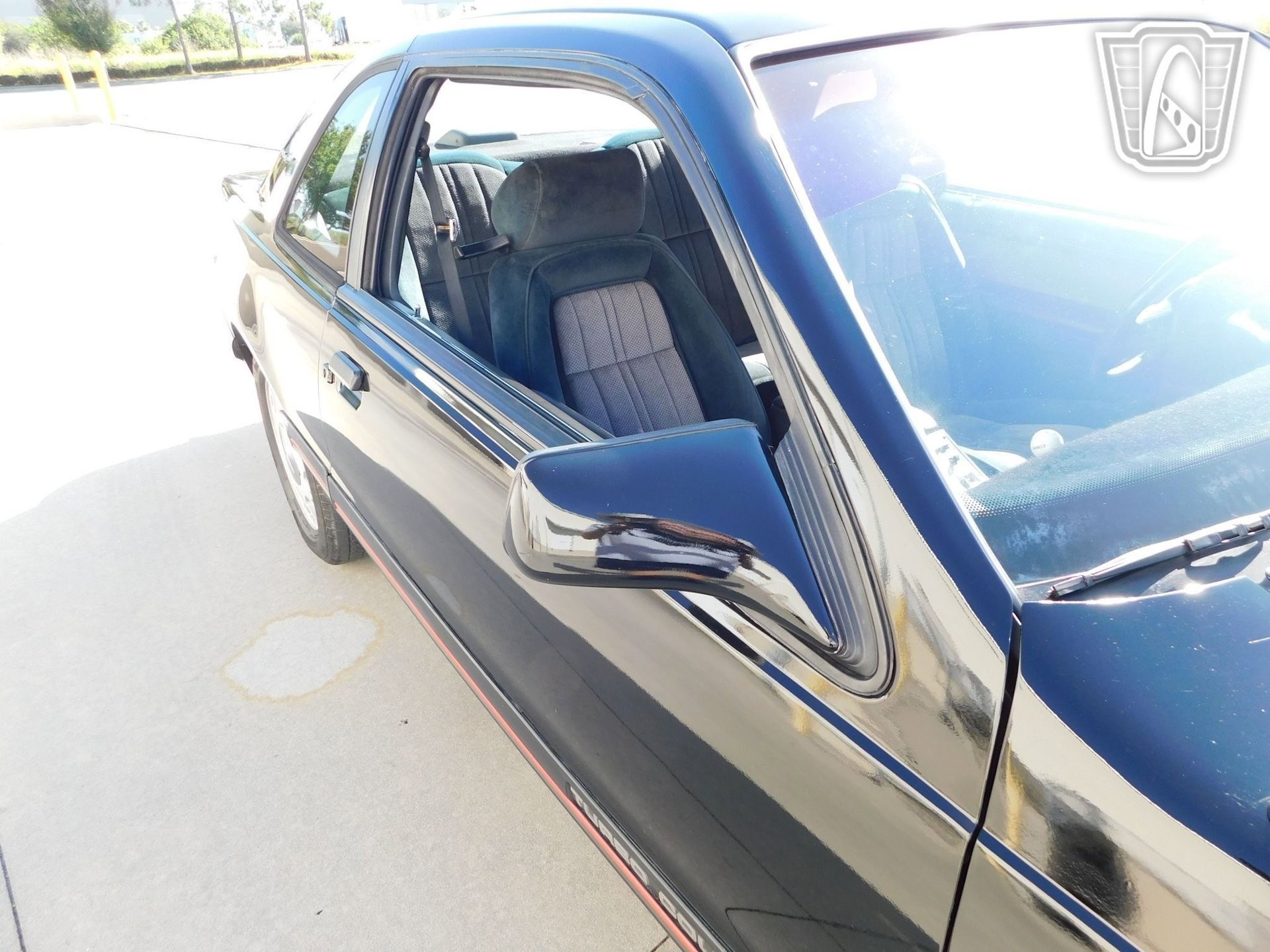 Used 1987 Ford Thunderbird RWD image 25