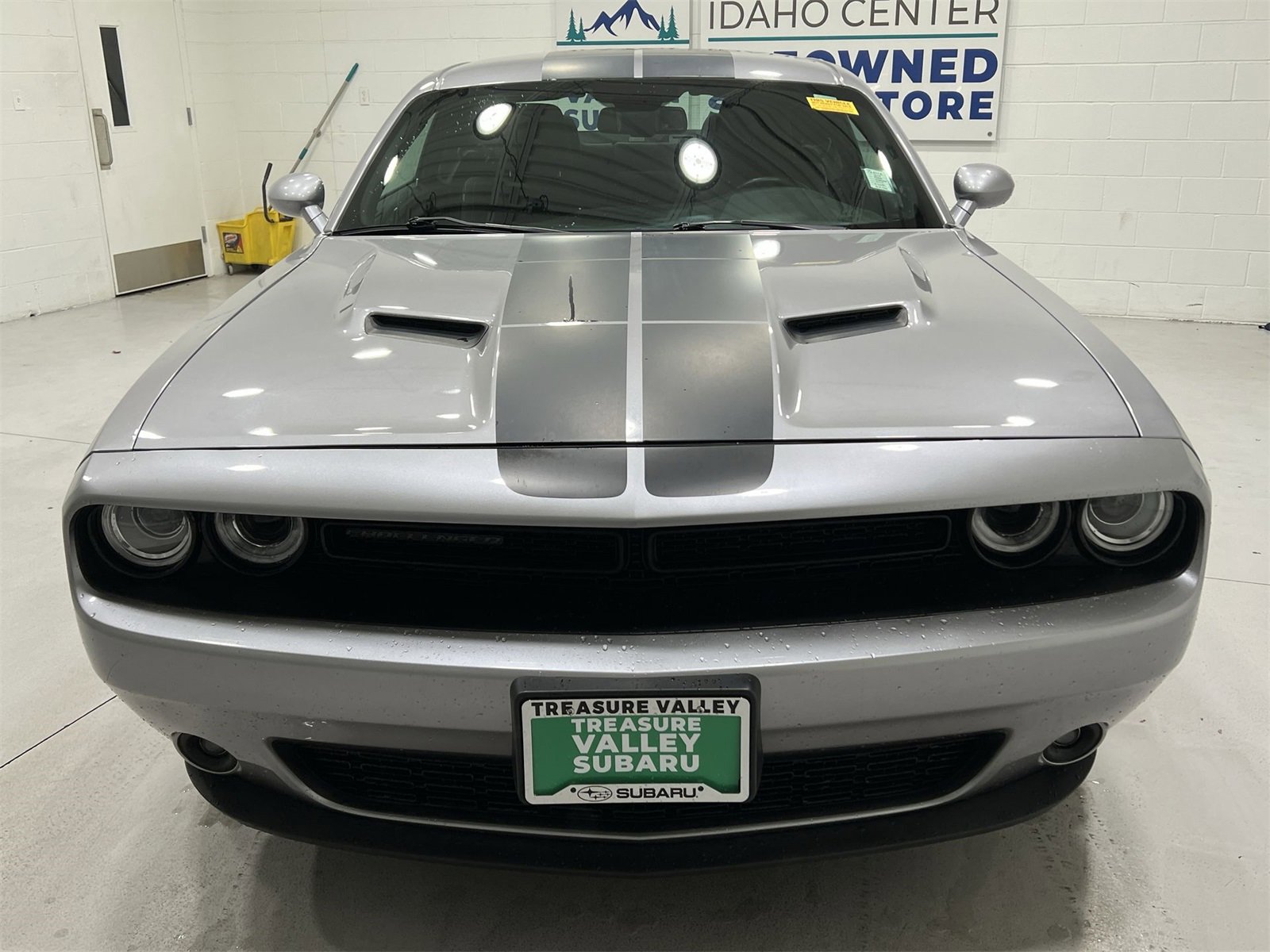 Used 2017 Dodge Challenger SXT w/ Blacktop Package image 3