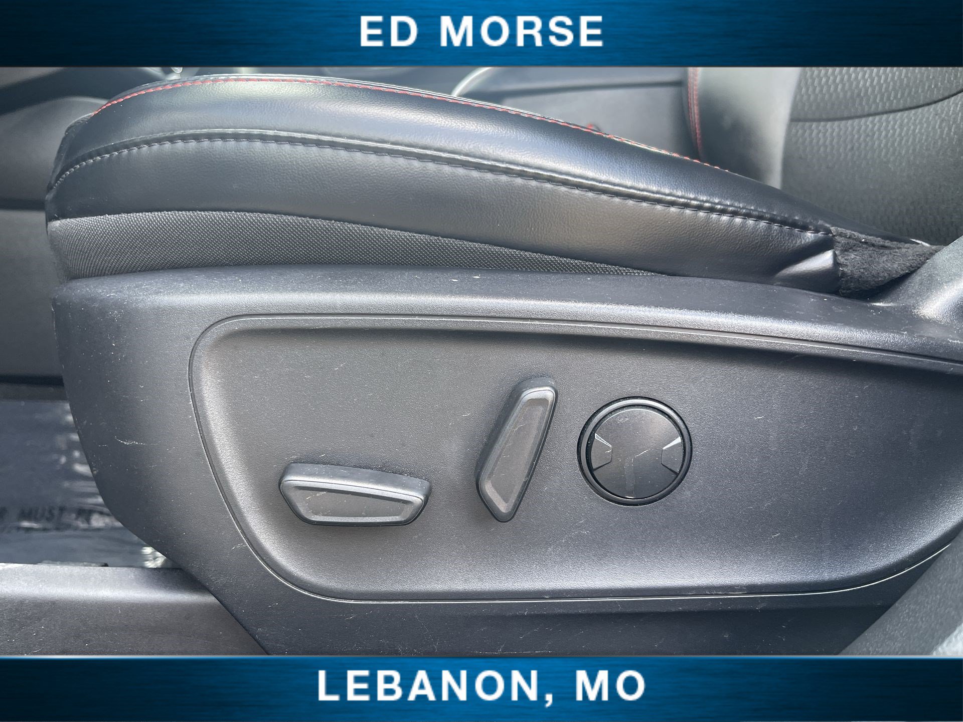 Certified 2025 Ford Escape ST-Line AWD/4WD image 33