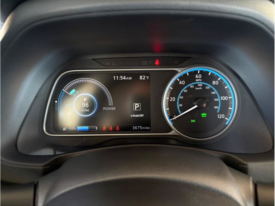 Used 2025 Nissan Leaf S FWD image 16