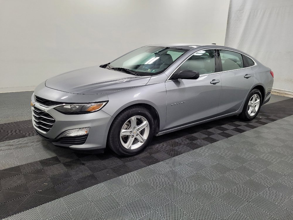 Used 2023 Chevrolet Malibu LS FWD image 2