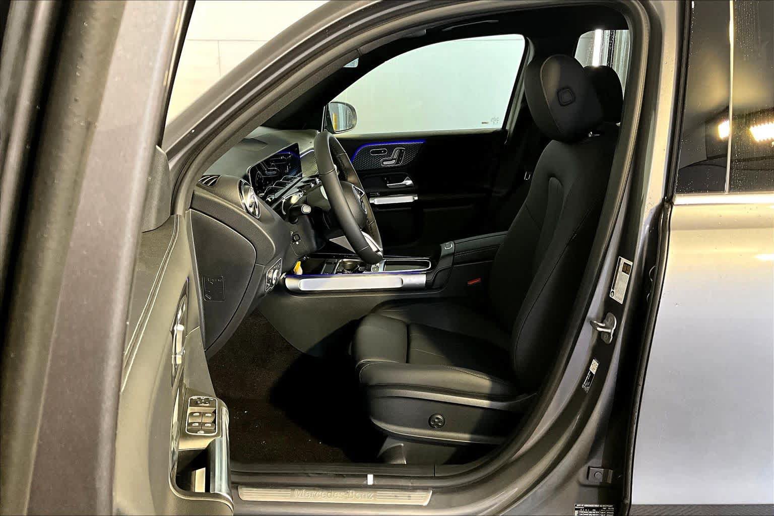 New 2026 Mercedes-Benz GLB 250 4MATIC image 13
