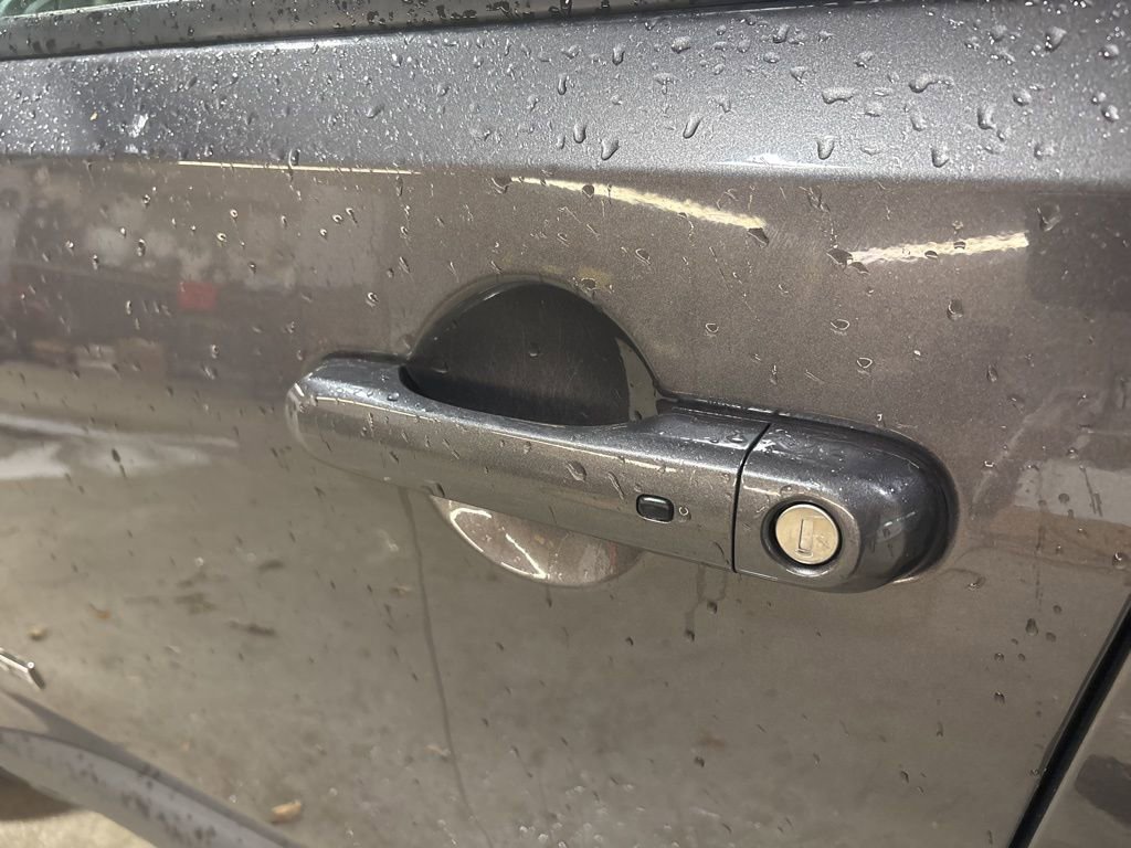 Used 2018 Jeep Renegade Sport w/ Power & Air Group image 28